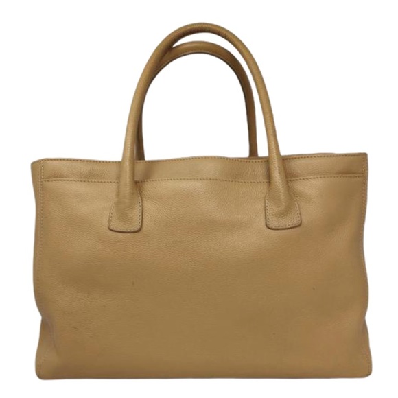 ❌SOLD❌Chanel Calfskin Medium Cerf Tote Beige GHW - Picture 5 of 10